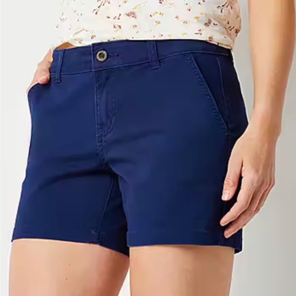 NEW! a.n.a. Chino 5” Mid-rise Midi Shorts Size 16